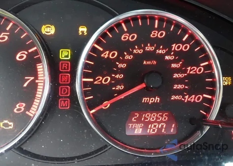 2004 Mazda Mazda6 S z USA, uszkodzony, nr VIN 1YVFP80DX45N83803